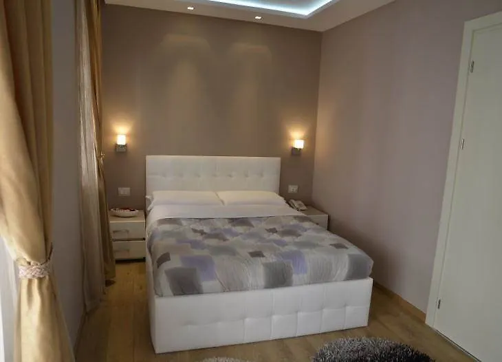 Hotel Vila Verde City Center Tirana
