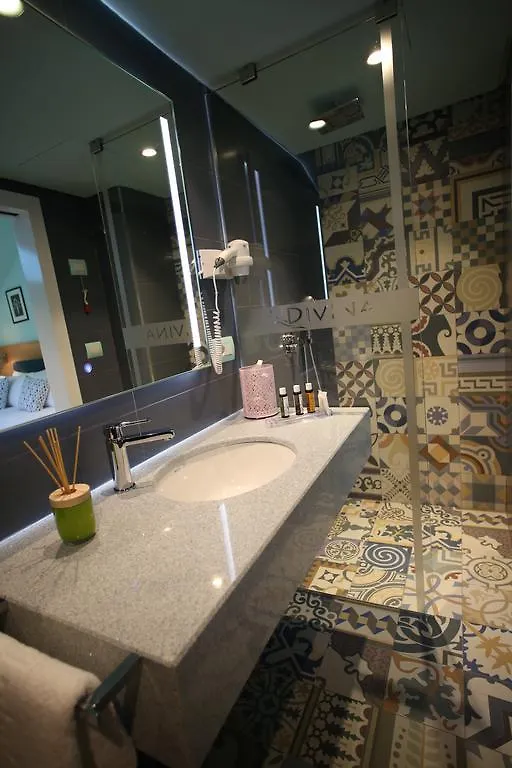 Hotel Vila Verde City Center Tirana 4*,  Albania